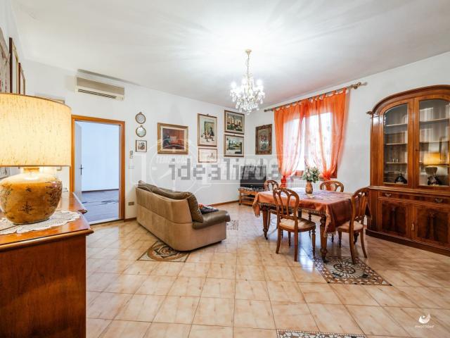 Appartamento in vendita di 142 m² in Piazza Nazario Sauro