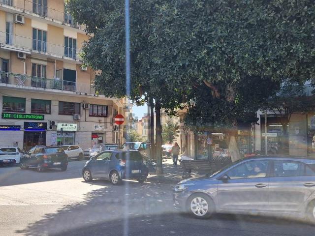 Appartamento in vendita di 142 m² in Piazza Renato Casalbore, 12