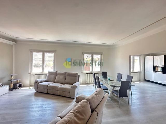 Appartamento in vendita di 143 m²