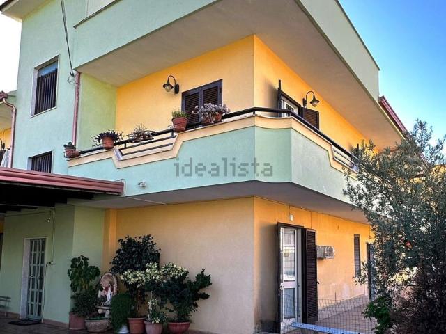 Appartamento in vendita di 143 m² in Via Cornato