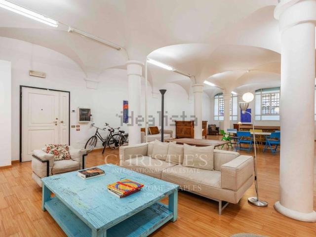Appartamento in vendita di 143 m² in Via Caldarese