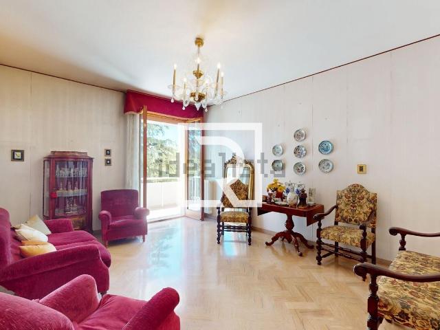 Appartamento in vendita di 143 m² in Via Campo di Marte
