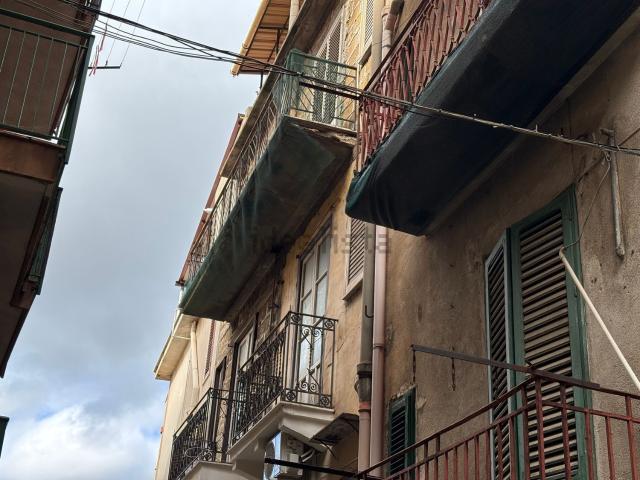 Appartamento in vendita di 143 m² in Via Cilluffo, 4