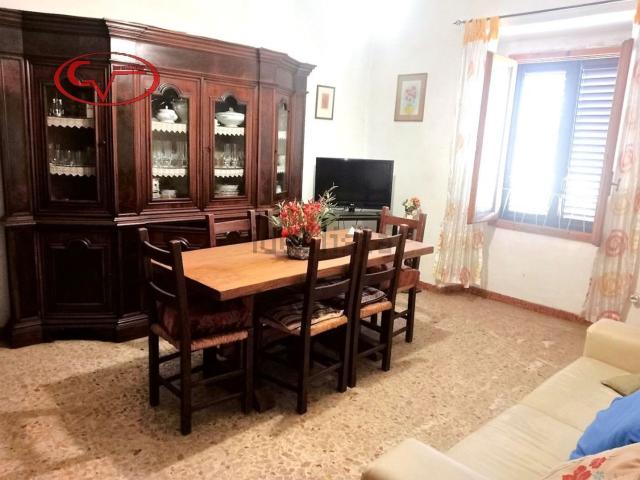 Appartamento in vendita di 143 m² in Via Aretina