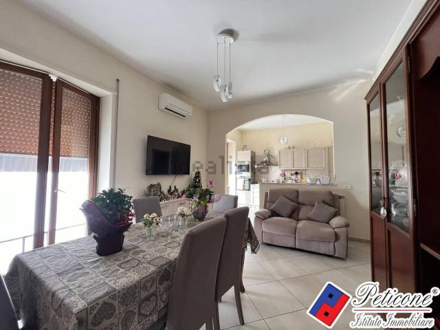 Appartamento in vendita di 143 m² in Via Brescia
