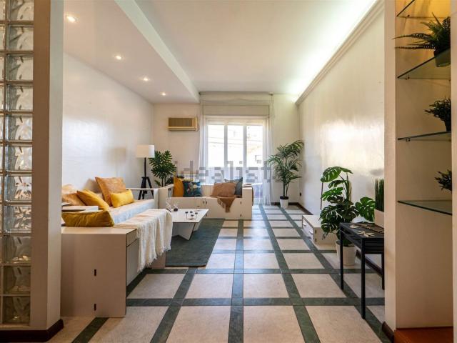 Appartamento in vendita di 143 m² in Via Giuseppe de Felice, 20