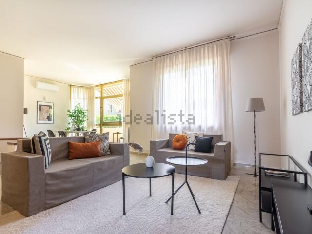 Appartamento in vendita di 143 m² in Via Giovanni Bertini