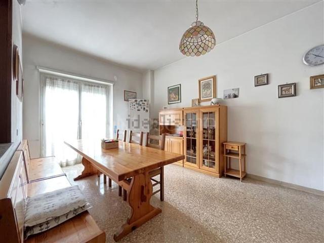 Appartamento in vendita di 143 m² in Via Greve