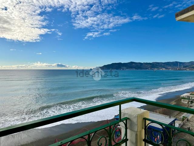Appartamento in vendita di 143 m² in Via Domenico Cimarosa, 1