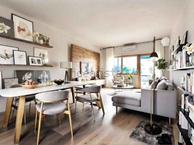 Appartamento in vendita di 143 m² in Via degli Orti di Trastevere