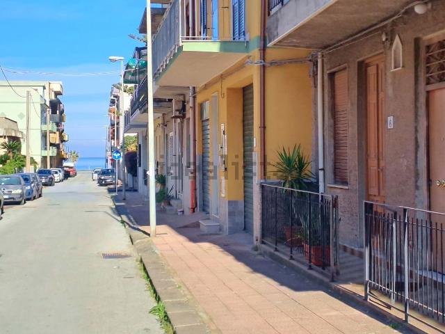 Appartamento in vendita di 143 m² in Via del Mare, 11