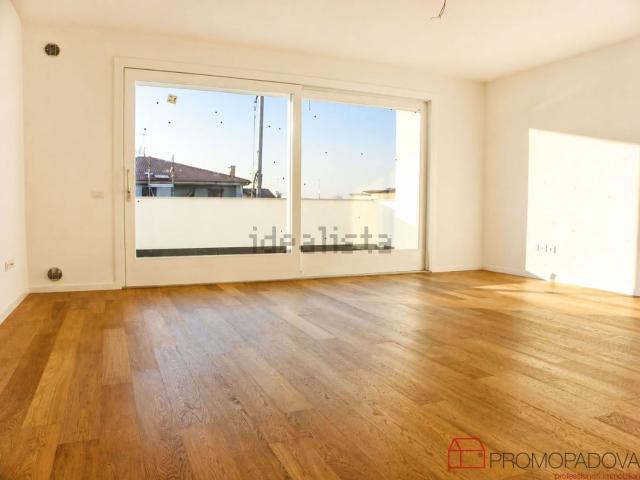 Appartamento in vendita di 143 m² in Via Isola di Torre