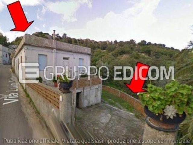 Appartamento in vendita di 143 m² in Via Luigi Settembrini