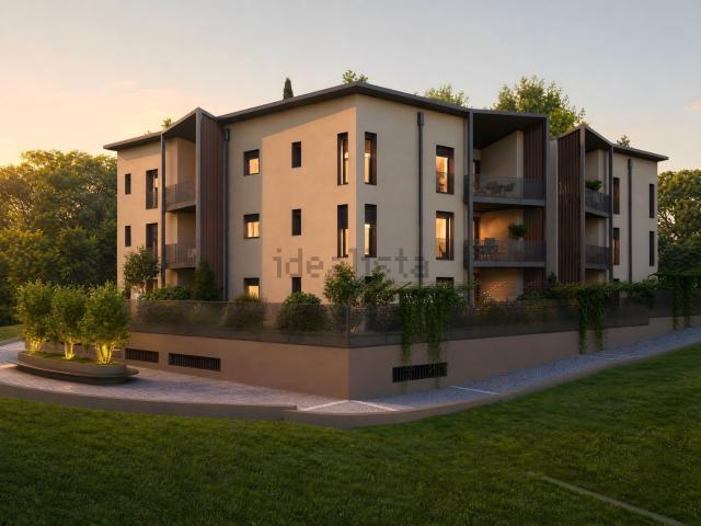 Appartamento in vendita di 143 m² in Via Pietro Guglielmazzi, 93
