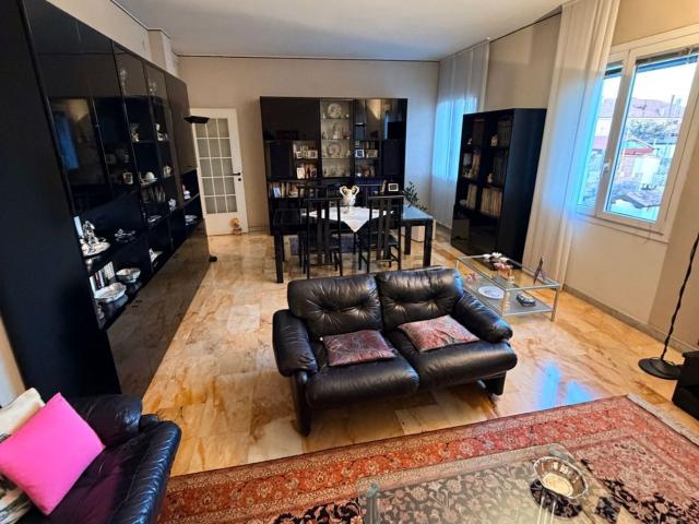 Appartamento in vendita di 143 m² in Via Pusterla, 11