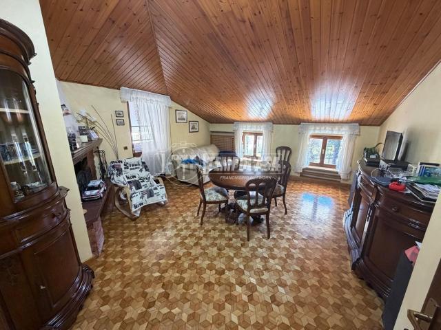 Appartamento in vendita di 143 m² in Via Ramentera, 24