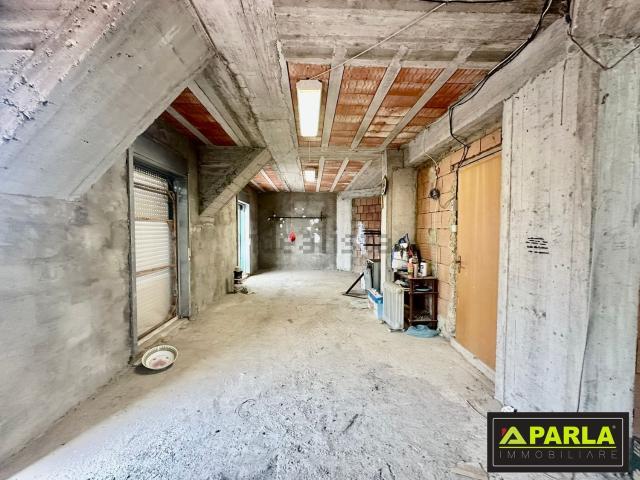 Appartamento in vendita di 143 m² in Via Resistenza