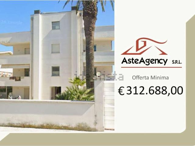 Appartamento in vendita di 143 m² in Viale Alcione, 88