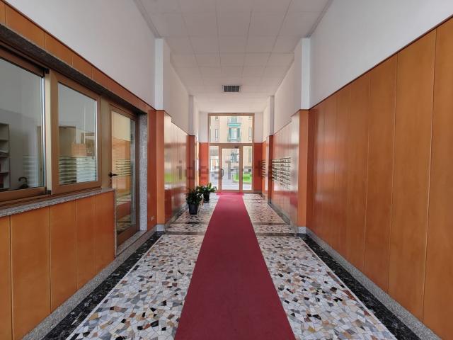 Appartamento in vendita di 143 m² in Viale Fulvio Testi, 70