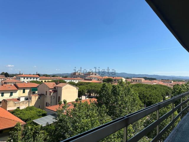Appartamento in vendita di 143 m² in Viale Guglielmo Marconi