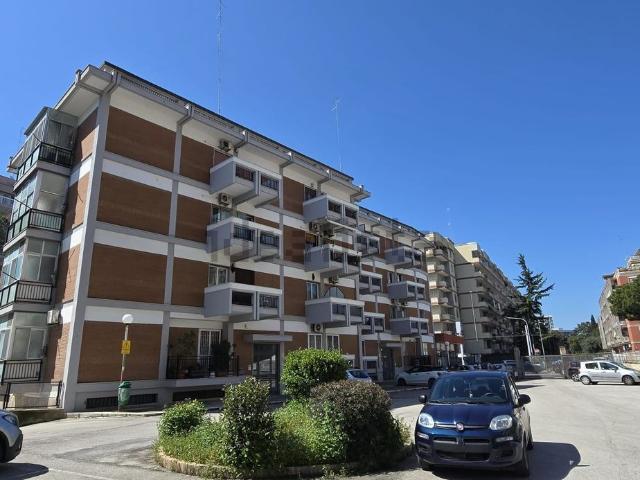 Appartamento in vendita di 143 m² in Corso Alcide de Gasperi