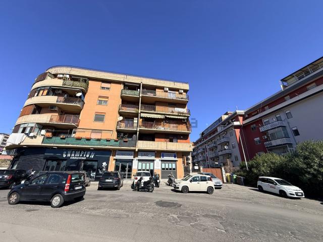 Appartamento in vendita di 143 m² in Piazza Gaetano Marletta, 7