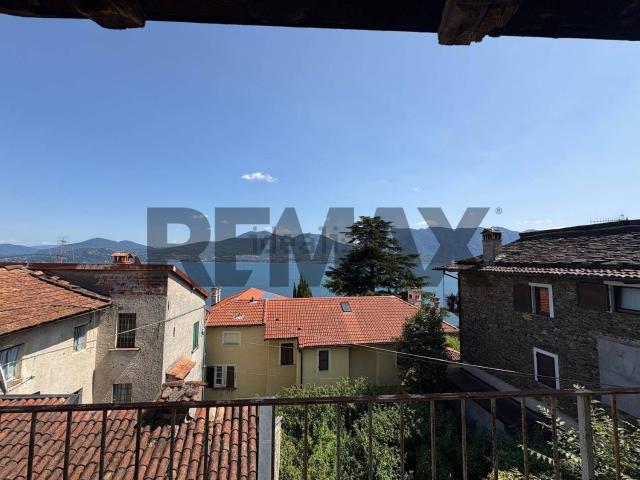 Appartamento in vendita di 143 m² in Piazzale Italia, 1
