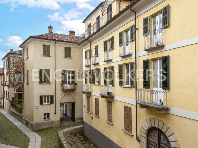 Appartamento in vendita di 143 m² in Piazzetta dei Dottori