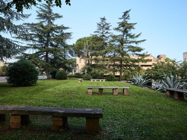 Appartamento in vendita di 144 m² in Via Camillo Pissarro, 7