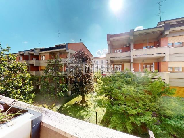 Appartamento in vendita di 144 m² in Via Caprera, 47