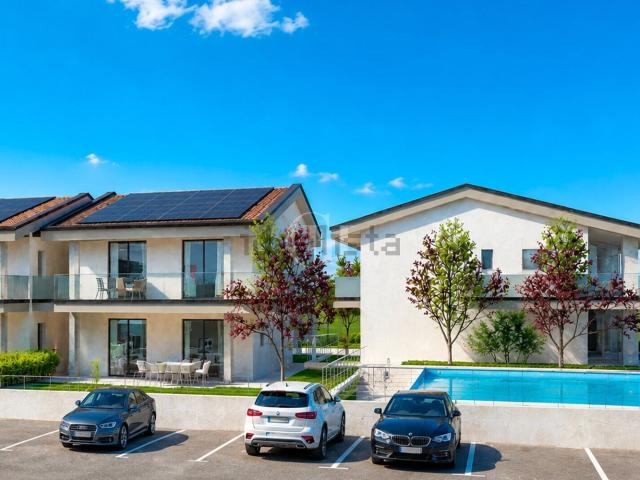 Appartamento in vendita di 144 m² in Via Antonio Meucci, 77