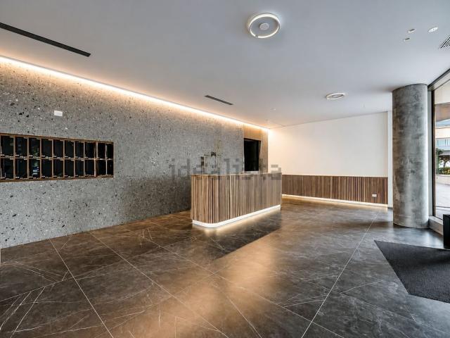 Appartamento in vendita di 144 m² in Via Adamello, 10