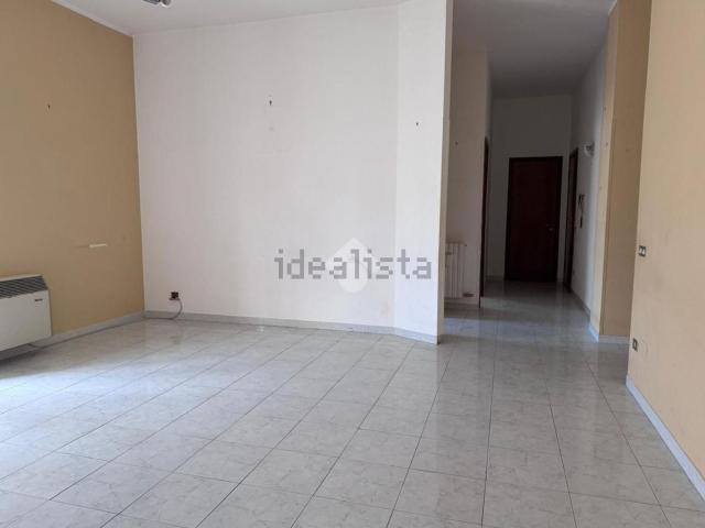 Appartamento in vendita di 144 m² in Via B. Cirino, 10
