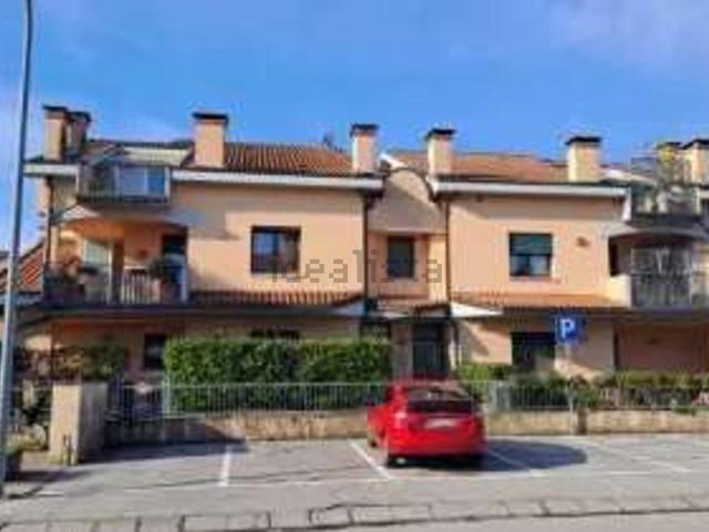 Appartamento in vendita di 144 m² in Via Bortolo Eugenio Fina