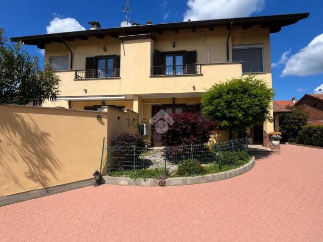 Appartamento in vendita di 144 m² in Via Bruna, 70