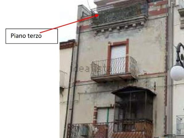 Appartamento in vendita di 144 m² in Via Giuseppe Garibaldi