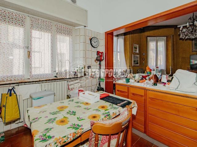 Appartamento in vendita di 144 m² in Via Giovanni Vidari, 28