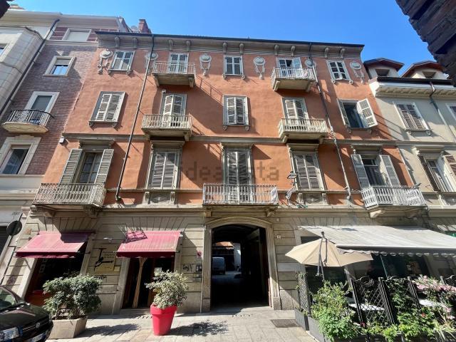 Appartamento in vendita di 144 m² in Via Dante Alighieri, 113
