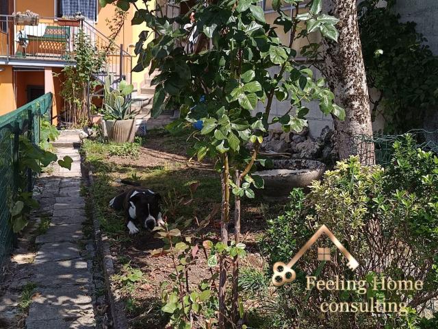 Appartamento in vendita di 144 m² in Via Dante Alighieri