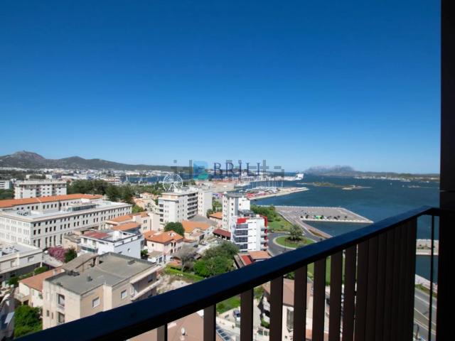 Appartamento in vendita di 144 m² in Via de Filippi