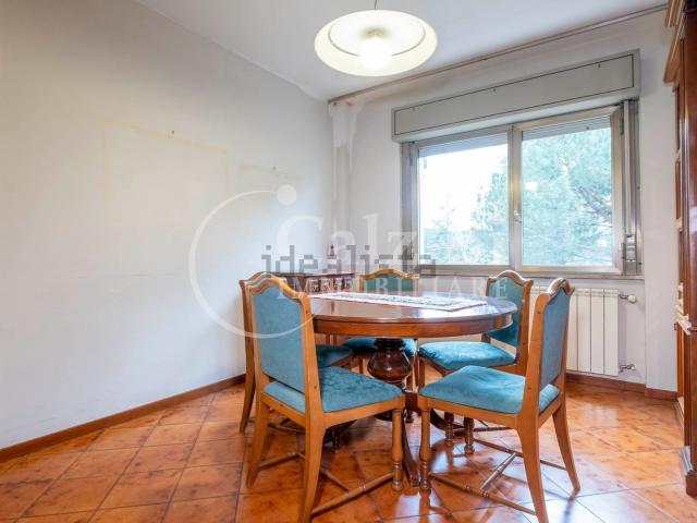 Appartamento in vendita di 144 m² in Via dei Colli della Serpentara, 15