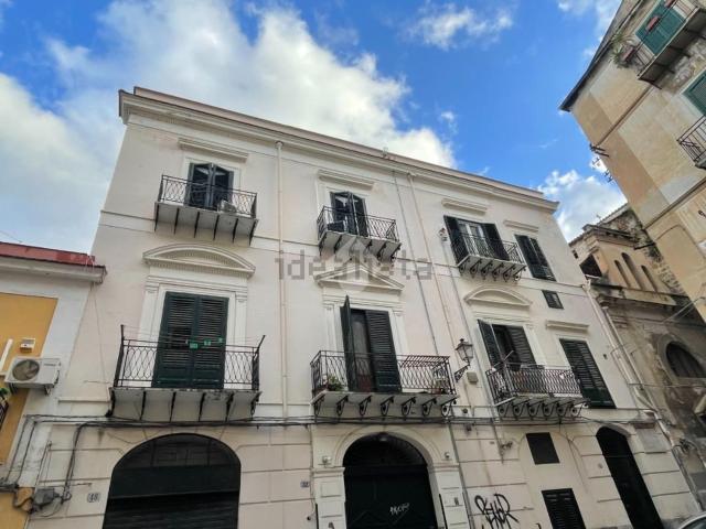 Appartamento in vendita di 144 m² in Via del Bosco, 52