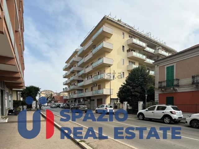 Appartamento in vendita di 144 m² in Via del Circuito, 231