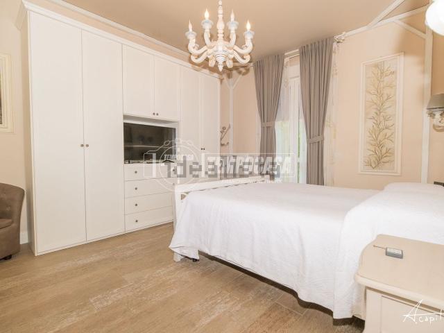 Appartamento in vendita di 144 m² in Via dell&apos Aratro, 24