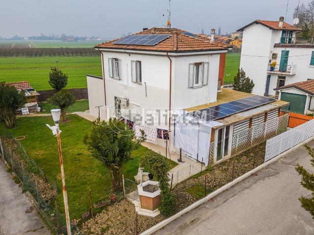 Appartamento in vendita di 144 m² in Via della Pace