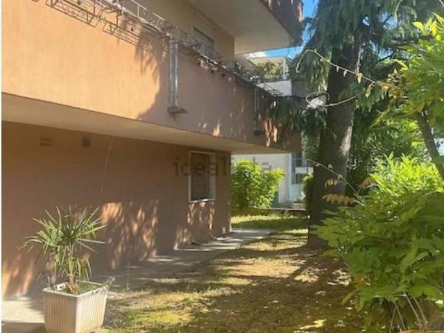 Appartamento in vendita di 144 m² in Via Emilia, 36