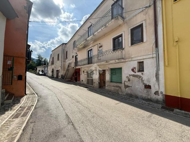 Appartamento in vendita di 144 m² in Via Fontana, 8