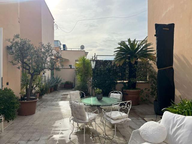Appartamento in vendita di 144 m² in Via Fonteiana
