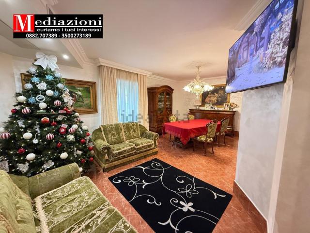 Appartamento in vendita di 144 m² in Via Fabrizio De Andrè