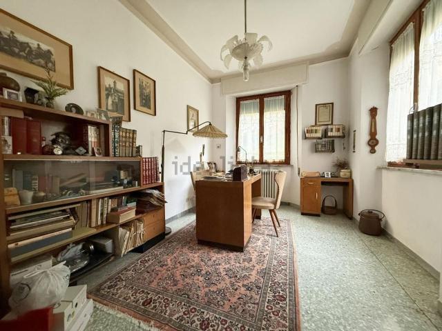 Appartamento in vendita di 144 m² in Via Filippo Corridoni